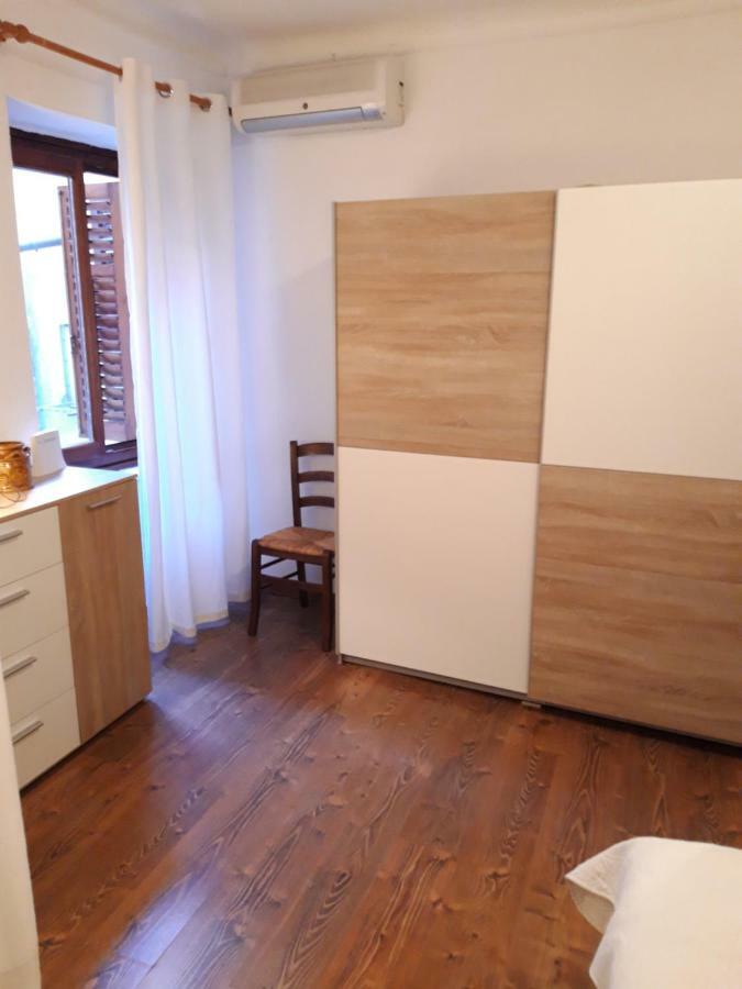 Apartment Porat โรวีน ภายนอก รูปภาพ